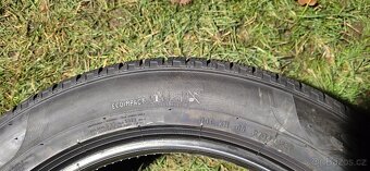 Nové zimní pneumatiky 235/55/19 Pirelli - pošlu - 8