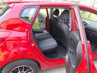 Kia Venga 1.4 benzín,87000KM,KOUP.ČR,CEBIE,PO SERVISU A STK - 8