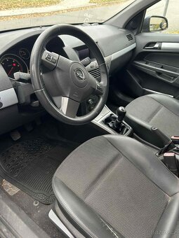 Opel Astra 1,9 CDTi - 8