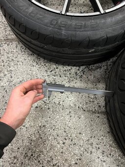 Litá kola Milano 17" obutá - 8