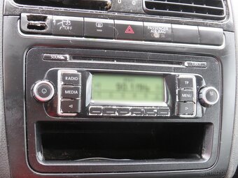Volkswagen Polo 1.6 TDi , 66 kW nafta, 2010 - 8