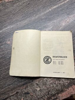 Katalog v angličtině ČZ Cross - 8