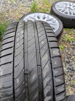 Kola Opel 225/40 R18 - 8
