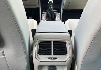 Volkswagen Golf Sportsvan VII SV 1.4 TSI BMT Highline - 8