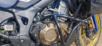 Honda 1000 L Africa twin - 8
