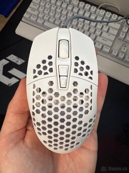 PS4 500GB + Just Cause 4 + klávesnice, myš, sluchátka - 8