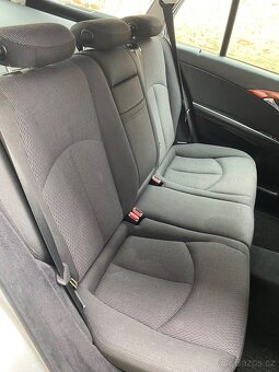 Mercedes Benz E280 - 8