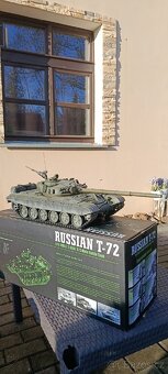 Tank T-72 , 1/16 - 8
