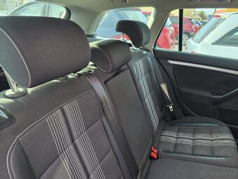 Volkswagen Golf 2.0 TDI - 8