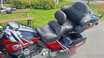 Harley davidson electra glide CVO - 8