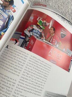 Kniha – Superbike 2011-2012 - 8