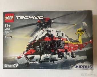 Lego Technic 42145 záchranářský vrtulník Airbus H175 - 8