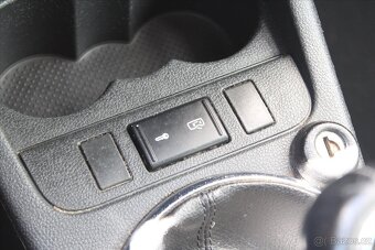 Škoda Fabia 1.2 TSI 63kW KLIMA ČR (2010) - 8