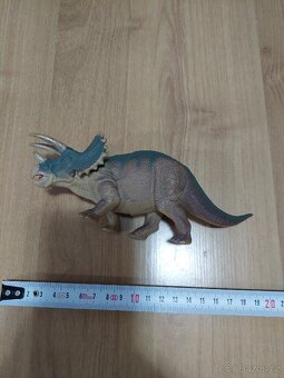 Velke figurky dinosauru sada 10.kusu - 8