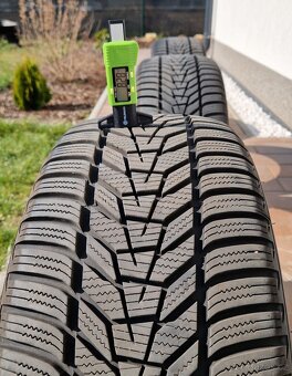 Zimní pneu Hankook Winter icept evo3 W330 225/40 R18 92 V XL - 8