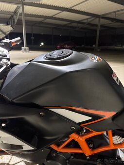 KTM RC 125 - 8