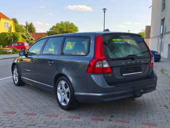 Volvo V70 2.4 D5 136kw,2008,AWD,4x4,Manuál,tažné zař.,2xALU - 8
