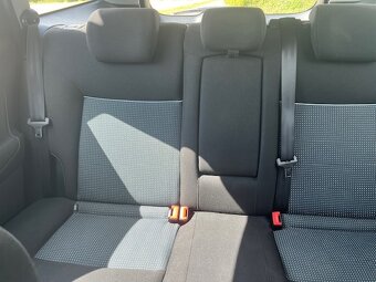 Ford Mondeo - 8