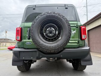 Ford Bronco Black Diamond 2.3L 4x4 - 2023 rok - 8