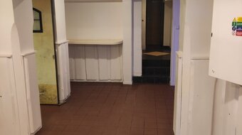 Nabízíme k prodeji komerční prostor v Ostravě - 8