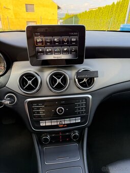 Prodám Mercedes-Benz GLA 180 2019 - 8