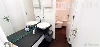 Exkluzivně nabízíme na pronájem kompletně vybavenou luxusní  - 8