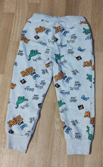 Tepláky vel. 122 - 8