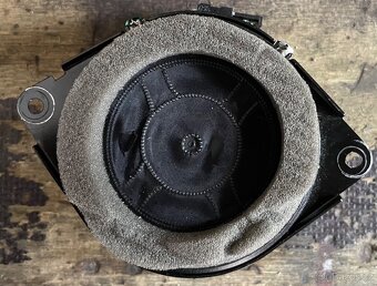 Reproduktory Dodge RAM - 8