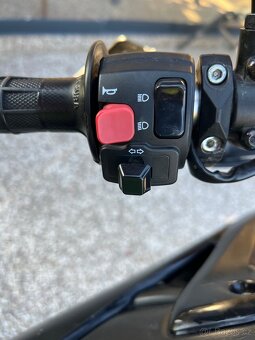 Rieju MRT 125 - 8
