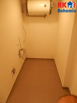 Nabízíme k pronájmu byt 1+kk o ploše 27m2 ve 4NP bez výtah - 8