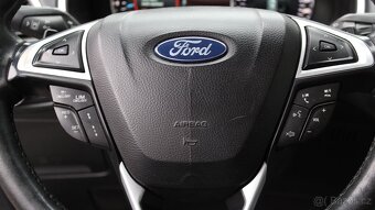 Ford S-MAX Vignale - 8