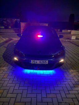 VW Scirocco 2.0 TDI TOP - 8