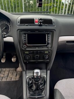 Škoda Octavia 2 VRS TDi - 8