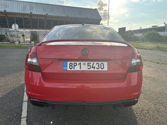 Škoda Octavia RS 2.0TSI 180Kw - 8