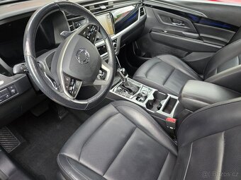 SsangYong Korando 1.5TGDi Prémium +, 120kw/163PS, AT modrá - 8