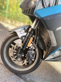 Skútr SAXON EURO 5 - 8