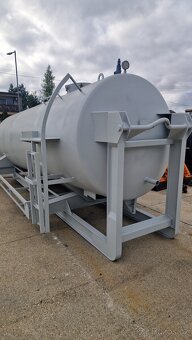 Predám cisternu, fekál na hákový nosič nadstavieb - 8