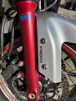 Kawasaki ER-6N ABS - 8