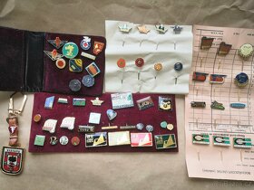 Sbírka odznaků - minimálně 450 kusů - 8