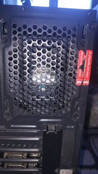 Stolní počítač asus - 8