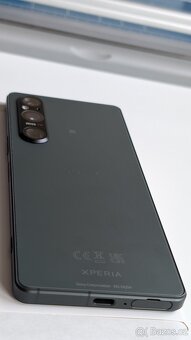 Mobilní telefon Sony Xperia 1 V (XQ-DQ54), 12GB/256GB Khaki - 8