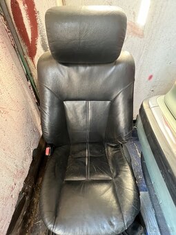 dily bmw e39 kliky/vicko nadrze, tesneni svetel, popelnik … - 8
