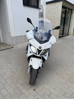 Gilera Nexus 125ie - 8