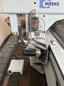 CNC obráběcí centrum WEEKE Venture 2 L - 8