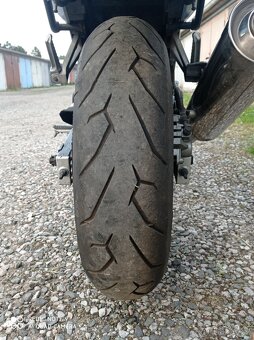 Kawasaki ZR7 - 8
