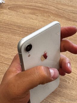 iPhone XR 128GB (nová baterie) - 8