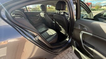 Opel Insignia - 8