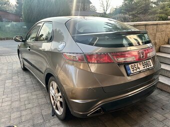 Honda Civic 1.8 VTEC (G8) - 8