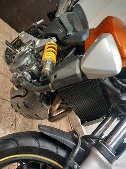 Yamaha MT03 2007 - 8