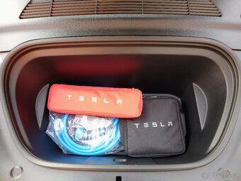 Tesla Model Y 2023 Performance - Berlín 393kW - 8